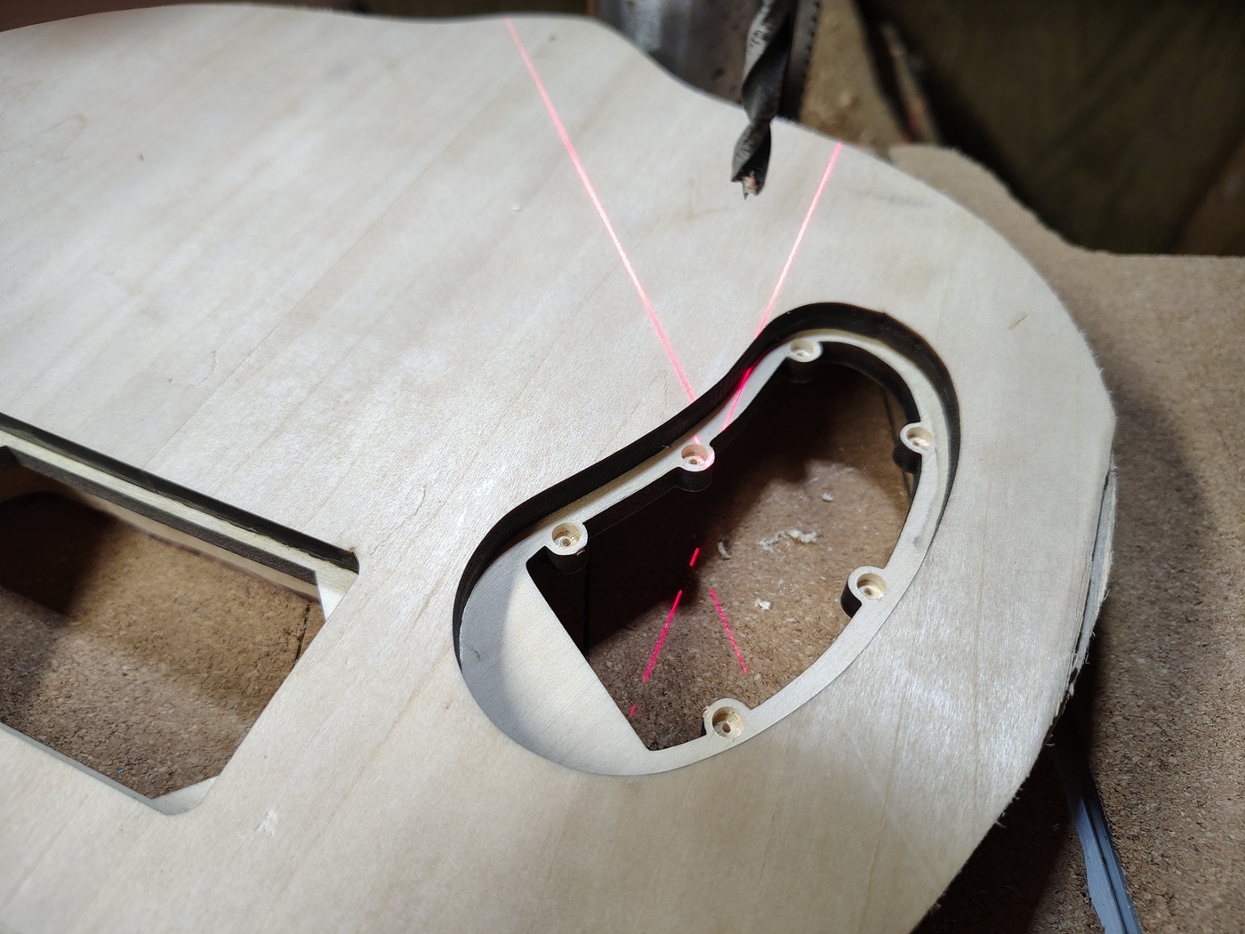 Drilling mounting ring magnet
recesses