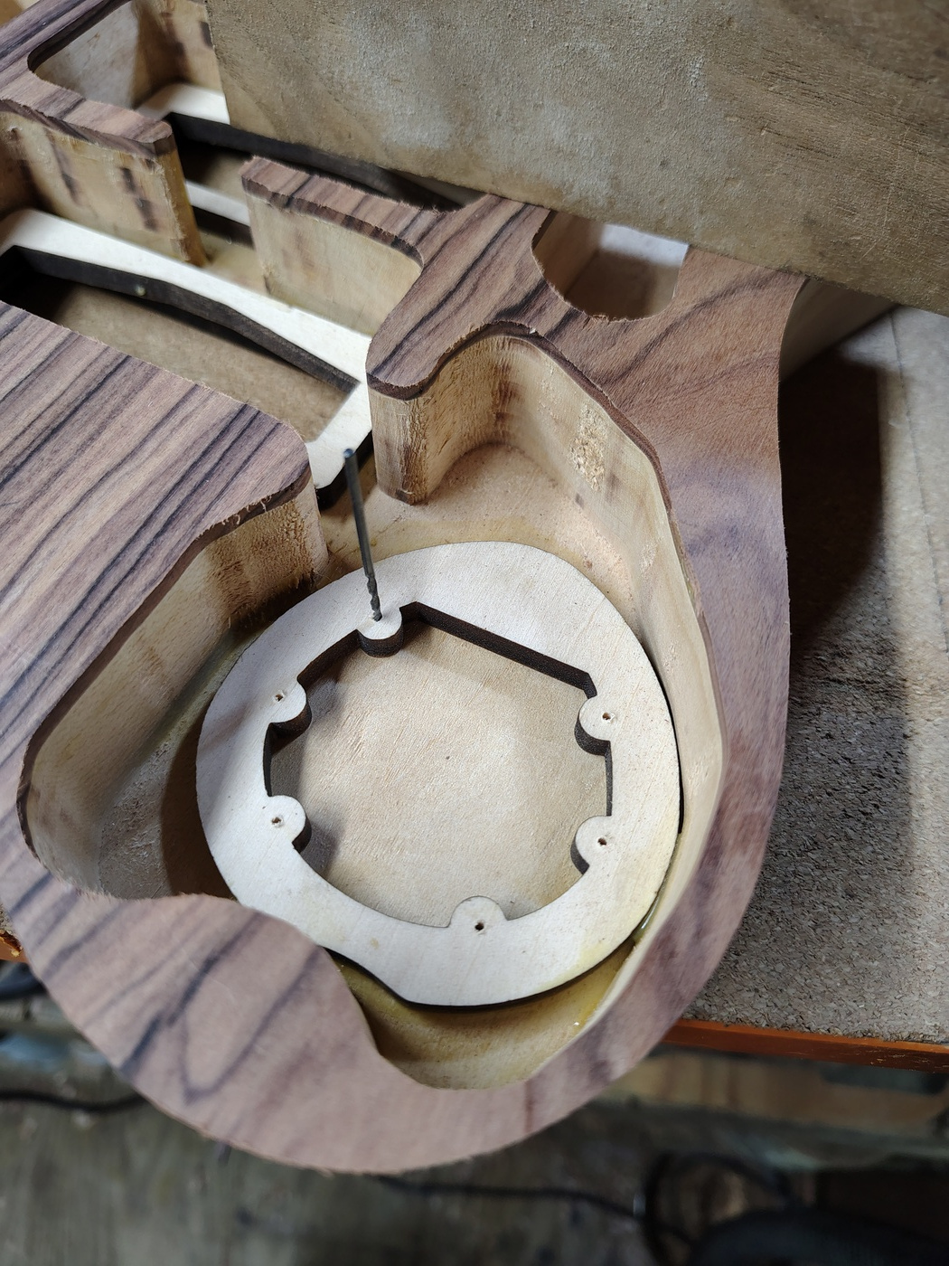Marking the cover plates for
the magnet recesses