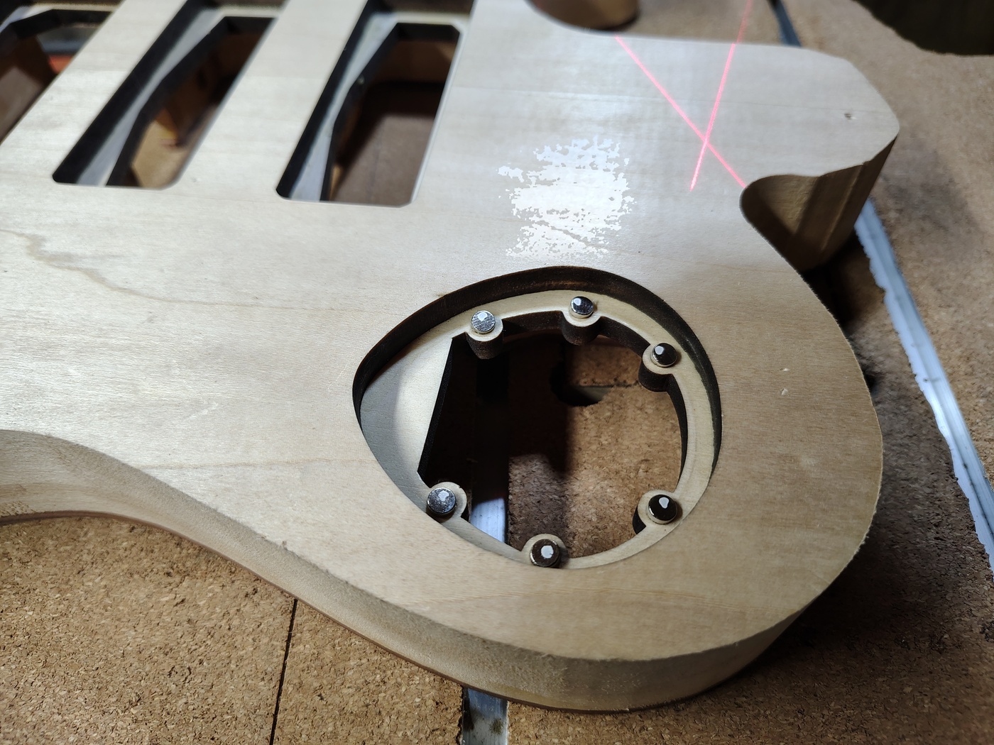 Marking the bottom of the
cover plate magnets