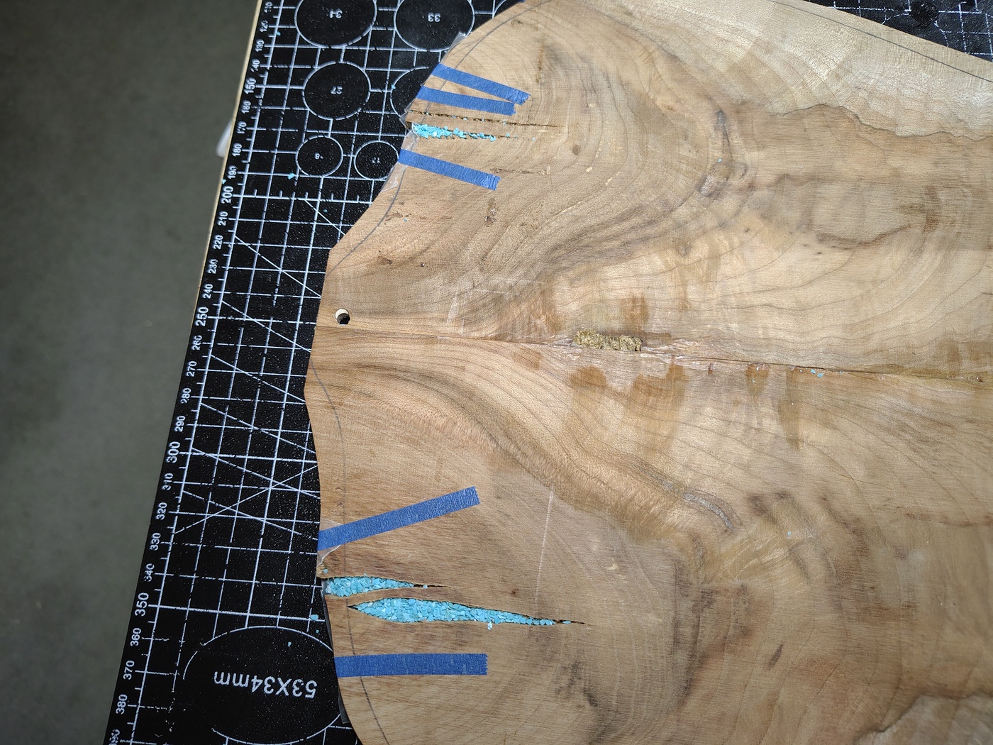 Crushed turquoise in the
cracks